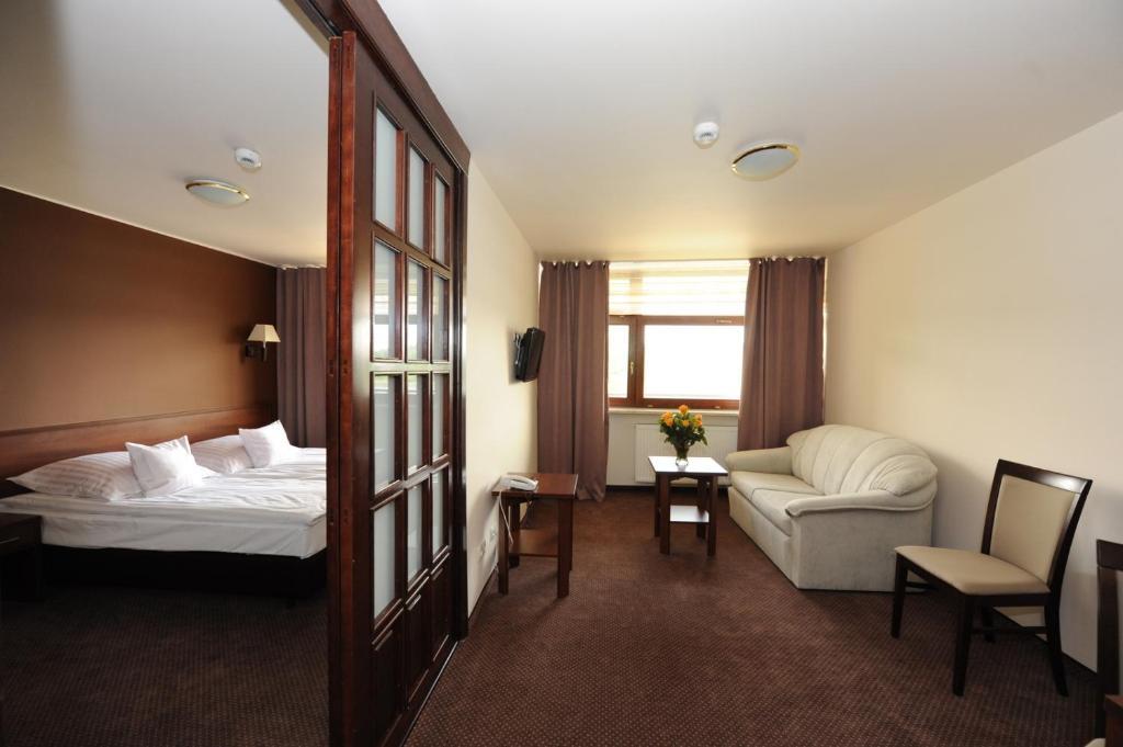 Hotel Kormoran Mierki Værelse billede